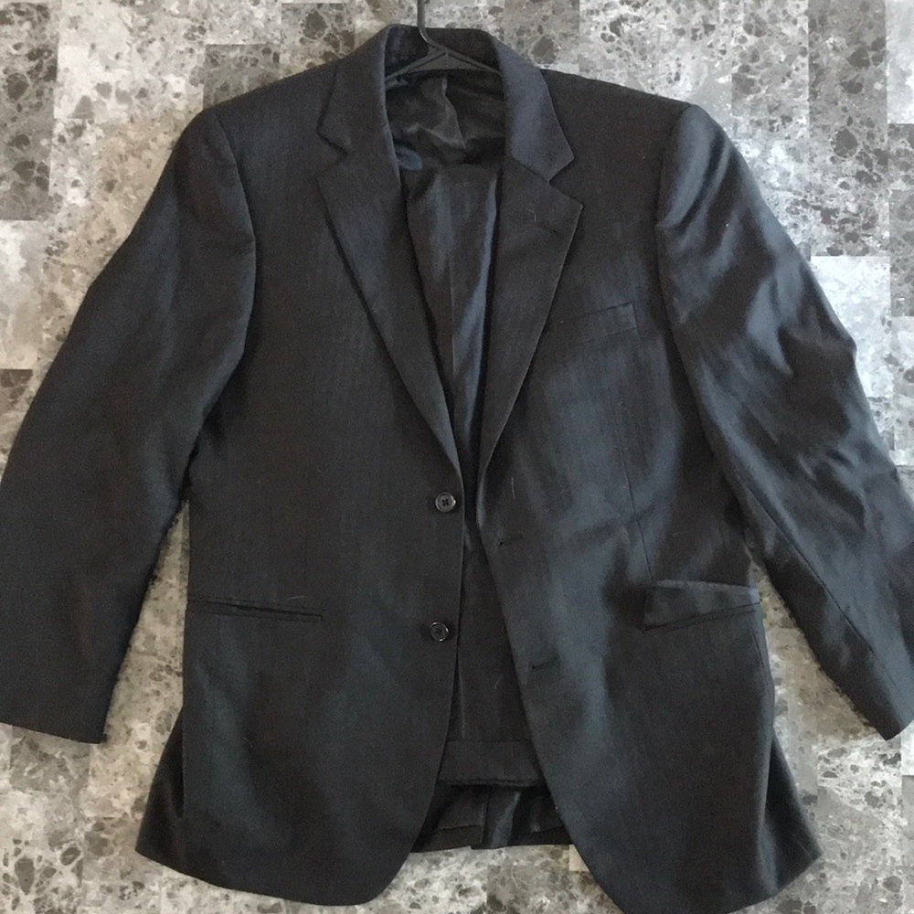 Men’s Suit